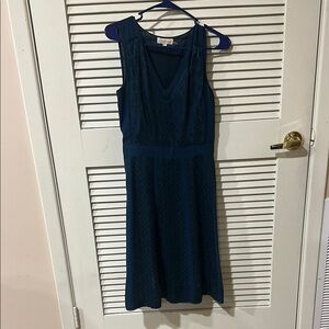Elegant Blue Sleeveless Dress
